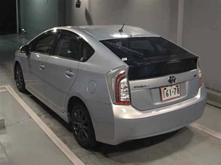 TOYOTA PRIUS 2012