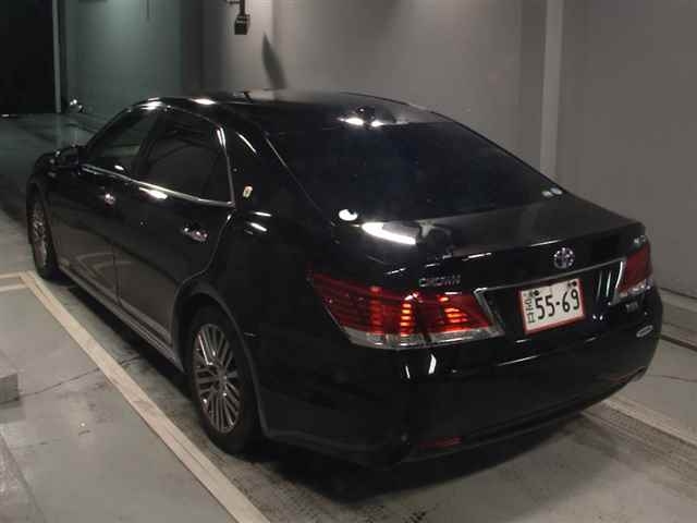 TOYOTA CROWN 2017
