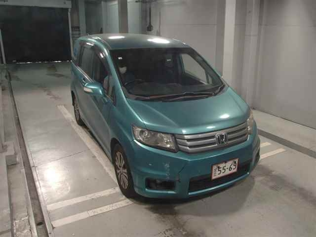 HONDA FREED 2012