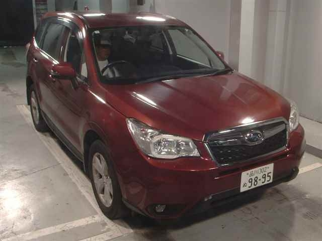 SUBARU FORESTER 2015