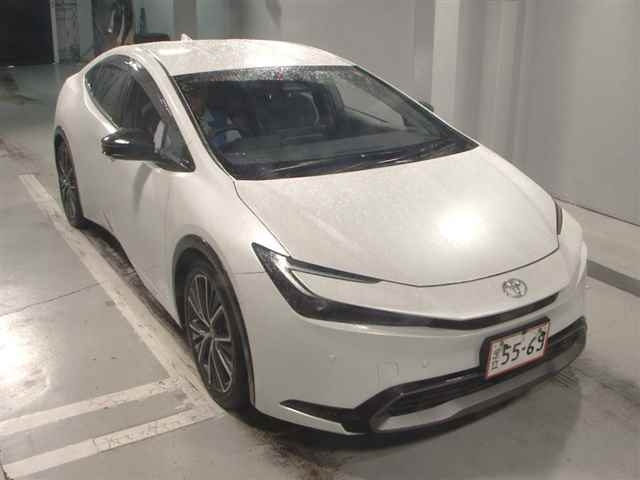TOYOTA PRIUS 2023