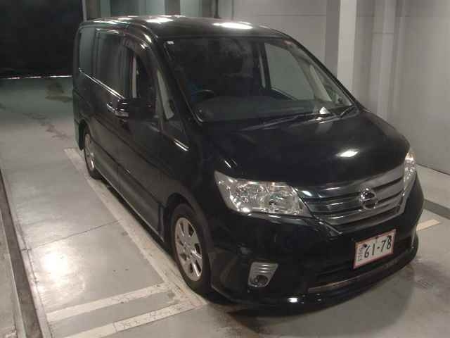 NISSAN SERENA 2010