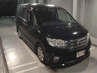 NISSAN SERENA 2010
