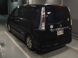 NISSAN SERENA 2010