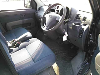 DAIHATSU HIJET VAN 2010