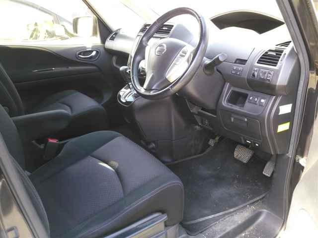 NISSAN SERENA 2012