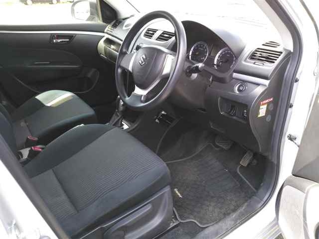 SUZUKI SWIFT 2012
