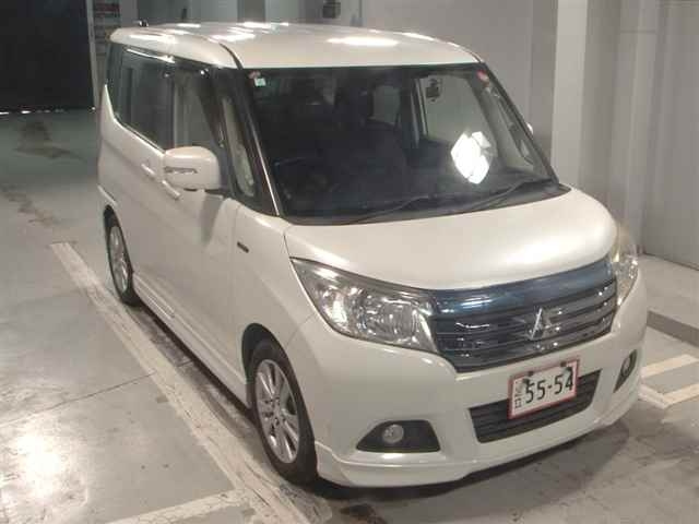 MITSUBISHI DELICA D2 2017