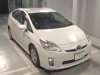 TOYOTA PRIUS 2011