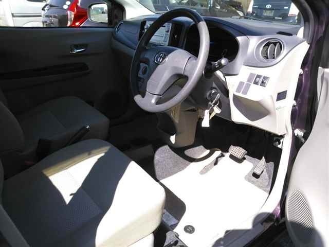 TOYOTA PIXIS EPOCH 2013