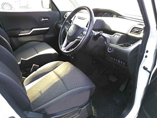 MITSUBISHI DELICA D2 2017