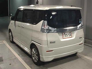 MITSUBISHI DELICA D2 2017