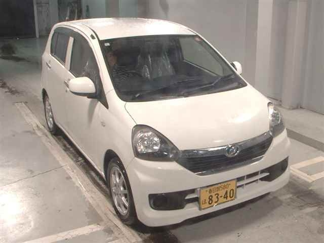 DAIHATSU MIRA E S 2014
