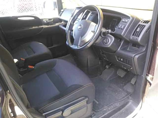 NISSAN SERENA 2010