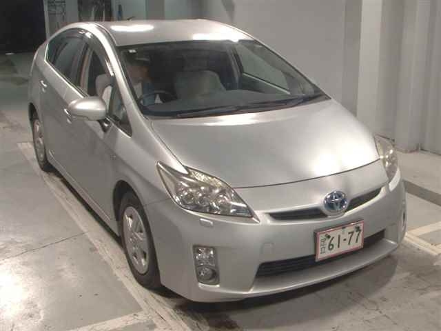 TOYOTA PRIUS 2011