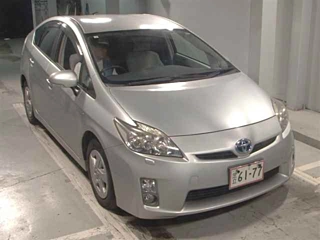 TOYOTA PRIUS 2011