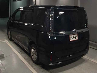 TOYOTA VOXY 2014