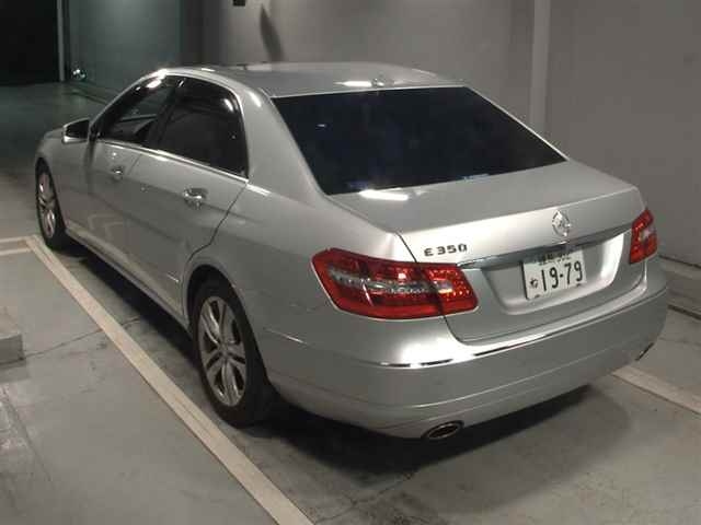 MERCEDES BENZ E CLASS 2010