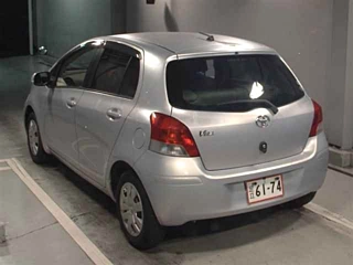 TOYOTA VITZ 2011