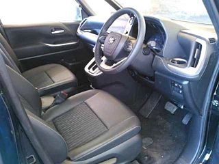 TOYOTA NOAH 2025