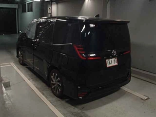 TOYOTA NOAH 2025