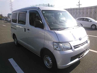 TOYOTA TOWN ACE VAN