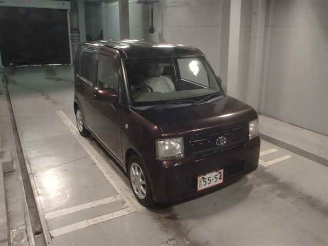 TOYOTA PIXIS SPACE 2014