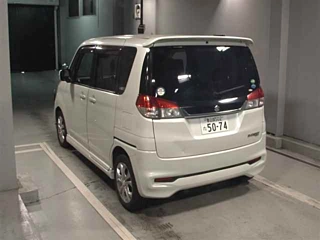 SUZUKI SOLIO 2013