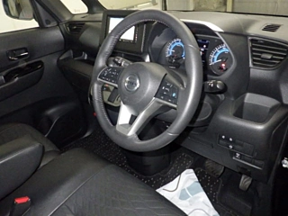 NISSAN ROOX 2022