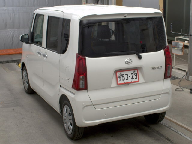 DAIHATSU TANTO 2025