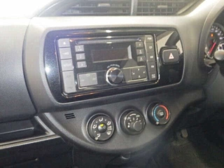 TOYOTA VITZ 2018
