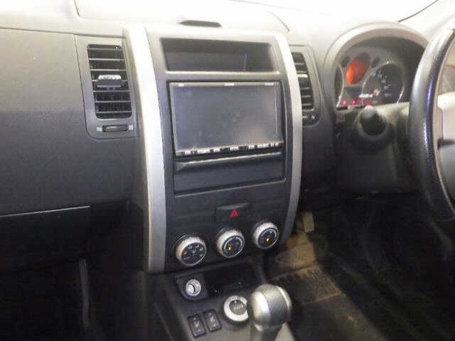 NISSAN X-TRAIL 2009