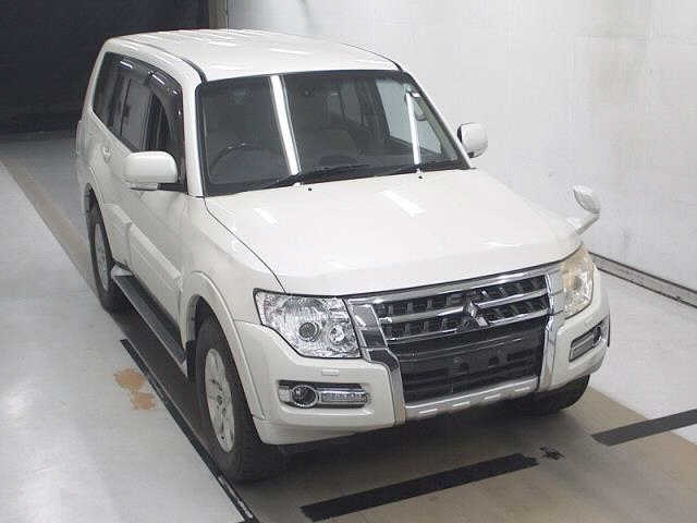 MITSUBISHI PAJERO 2013
