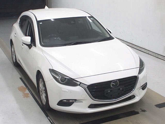 MAZDA AXELA 2017