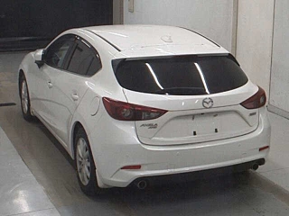 MAZDA AXELA 2017