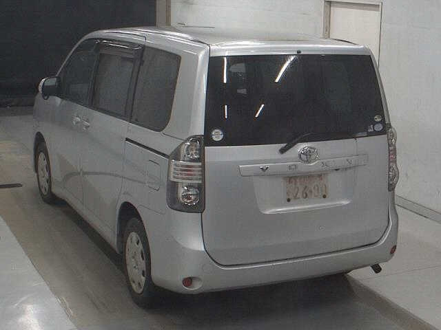 TOYOTA VOXY 2008