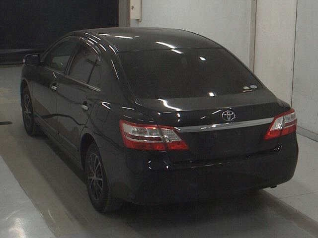 TOYOTA PREMIO 2010