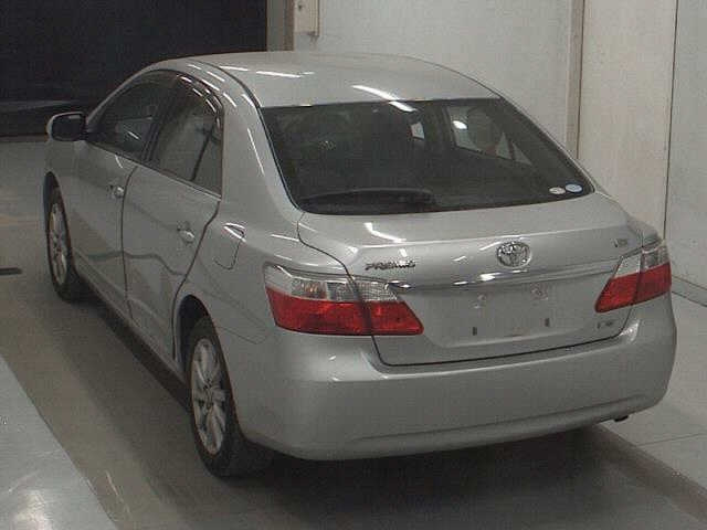 TOYOTA PREMIO 2008
