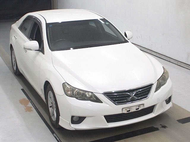 TOYOTA MARK X 2010