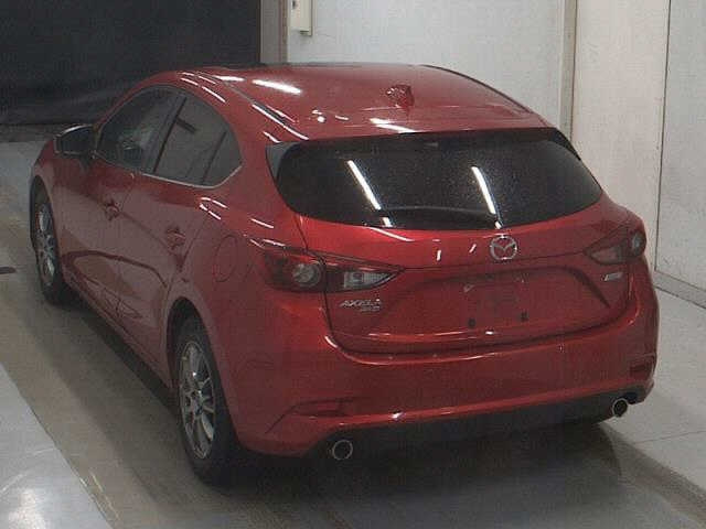 MAZDA AXELA 2016