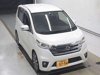 NISSAN DAYZ 2013