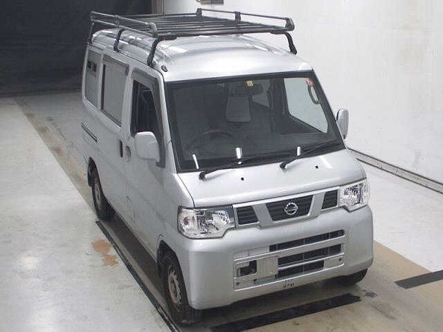 NISSAN CLIPPER VAN 2013