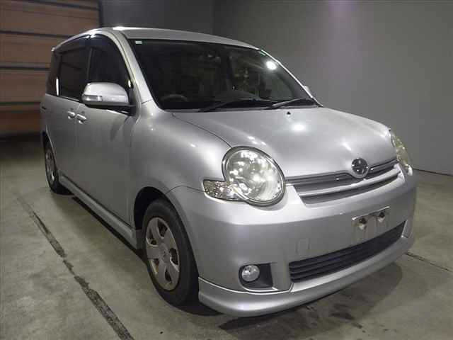 TOYOTA SIENTA 2008