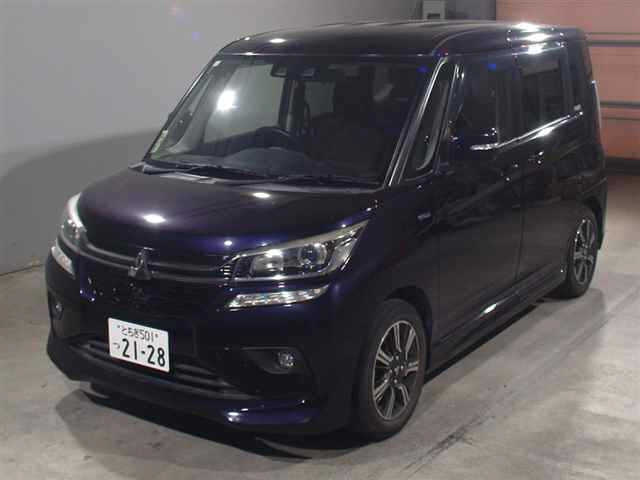 MITSUBISHI DELICA D2 2019