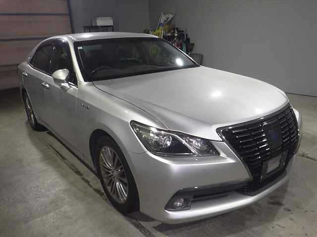 TOYOTA CROWN 2015