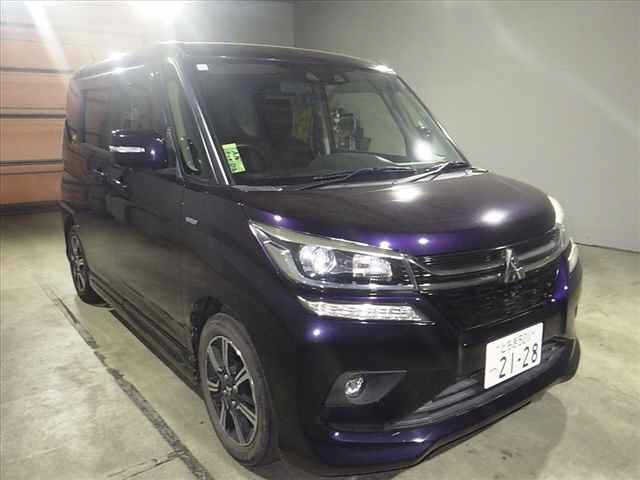 MITSUBISHI DELICA D2 2019