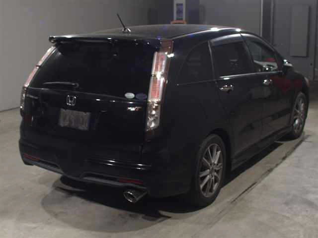 HONDA STREAM 2010