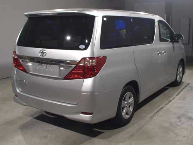 TOYOTA ALPHARD 2015