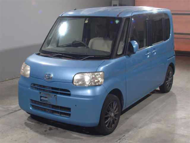 DAIHATSU TANTO 2008