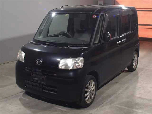 DAIHATSU TANTO 2012